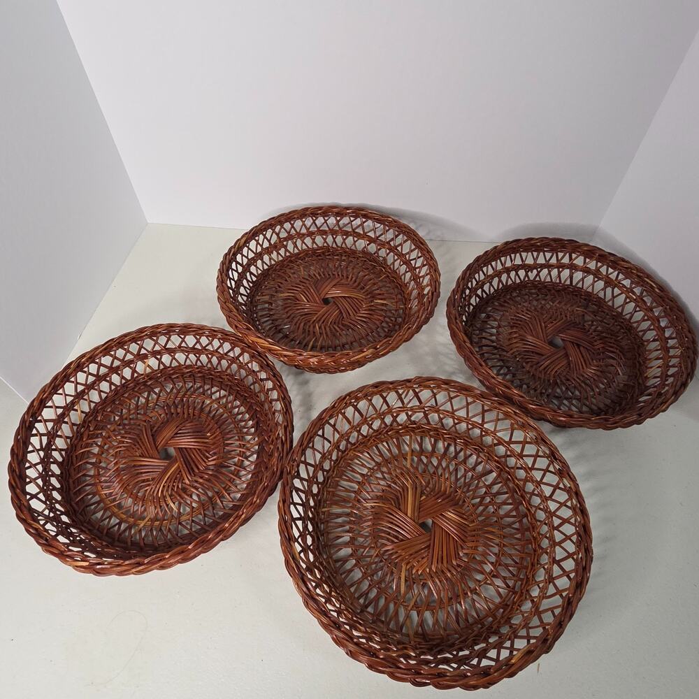 Set of 4 Vintage Woven Willow Paper Plate Holders Picnic BBQ Basket Trays